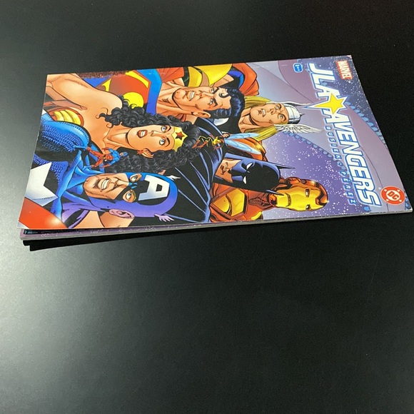 JLA/Avengers: Book 1 of 4 (2003) - Marvel Comic Book/Graphic Novel - Picture 8 of 13